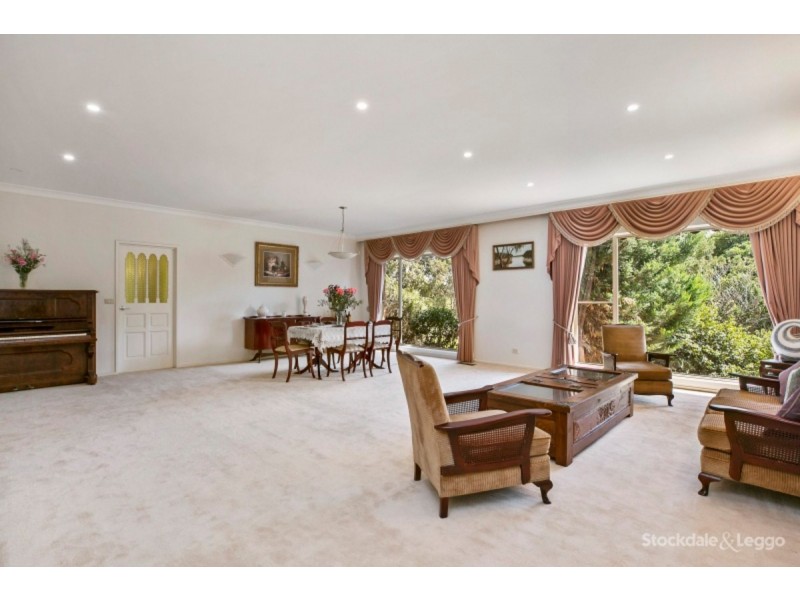 10 Jacques Road, Narre Warren North VIC 3804