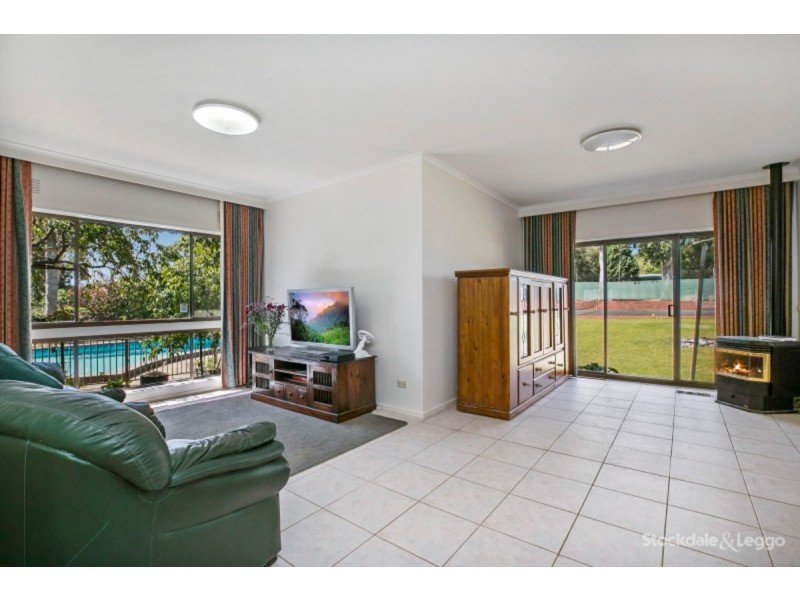 10 Jacques Road, Narre Warren North VIC 3804