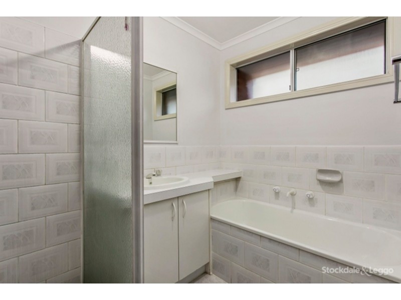 38 Emily Drive, Narre Warren VIC 3805