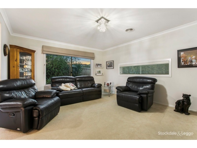 9 Haverbrack Drive, Berwick VIC 3806