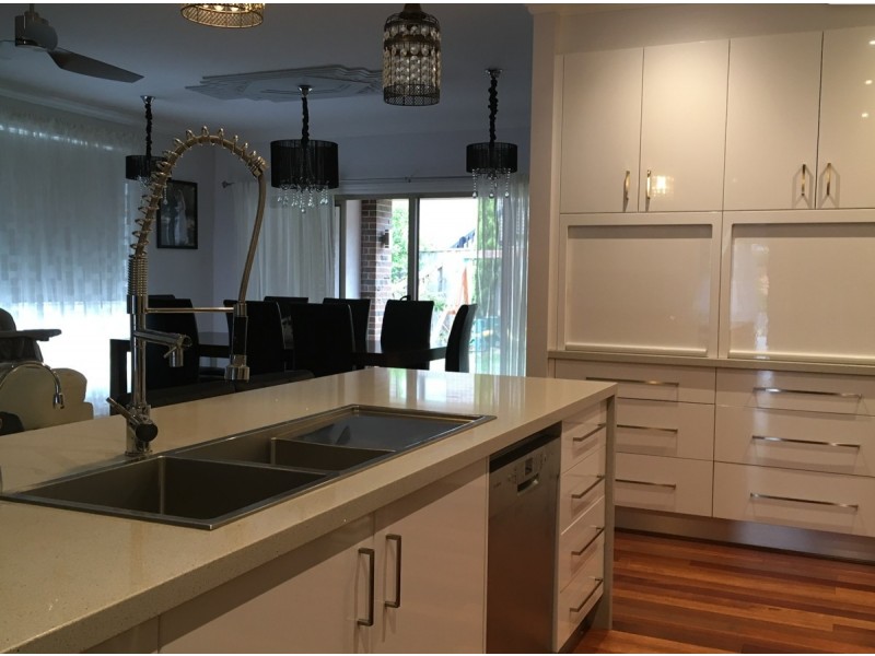 20 BUSHLARK Court, Berwick VIC 3806