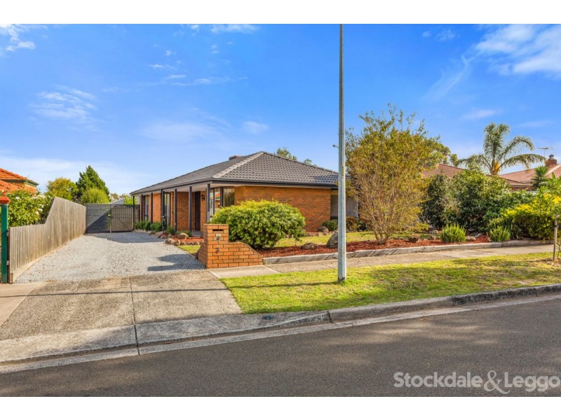 3 Debanne Court, Narre Warren VIC 3805