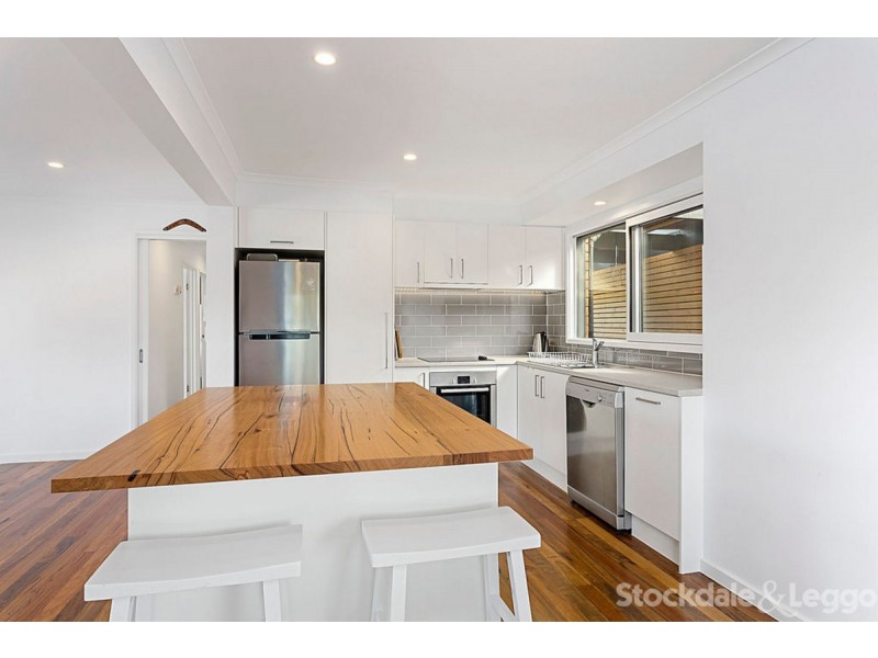 3 Debanne Court, Narre Warren VIC 3805