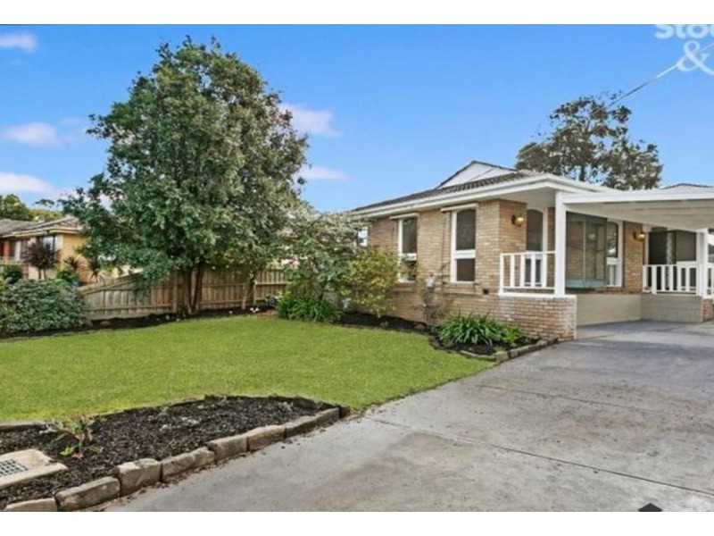 2 Meadow Wood Walk, Narre Warren VIC 3805