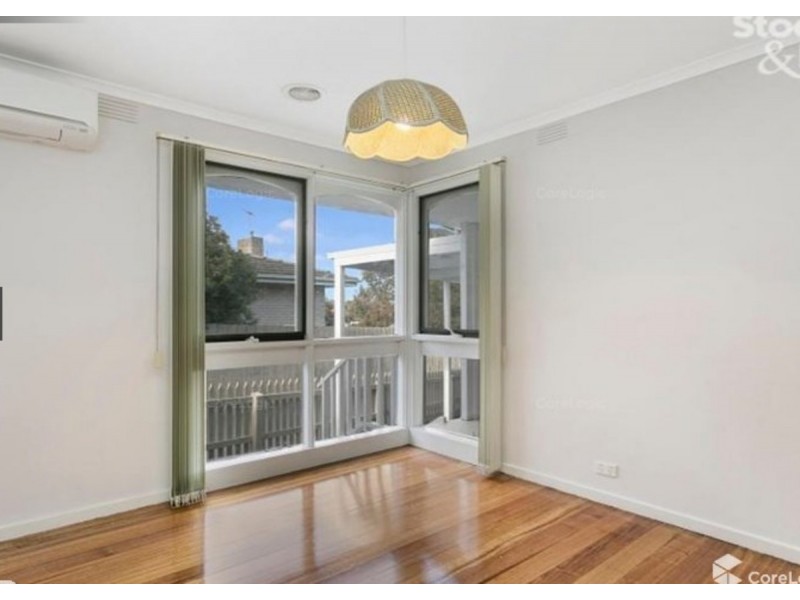 2 Meadow Wood Walk, Narre Warren VIC 3805