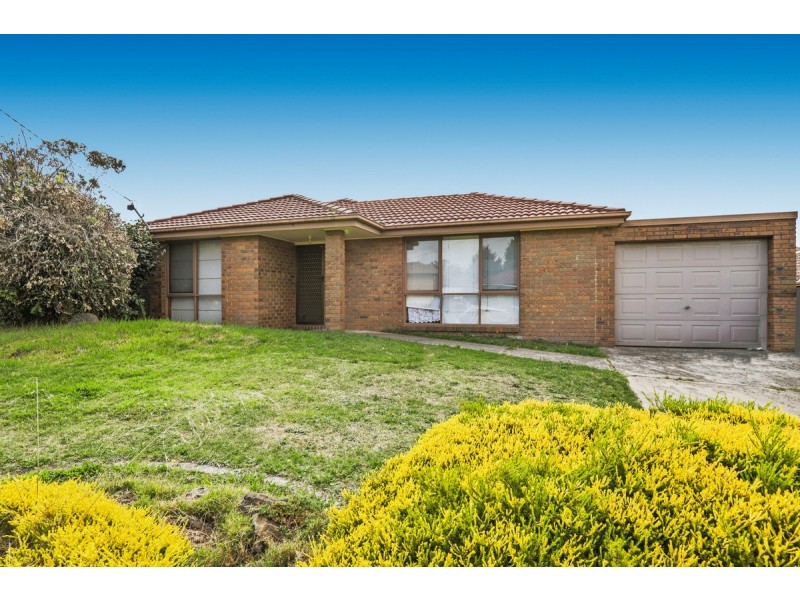 28 Michelle Drive, Hampton Park VIC 3976