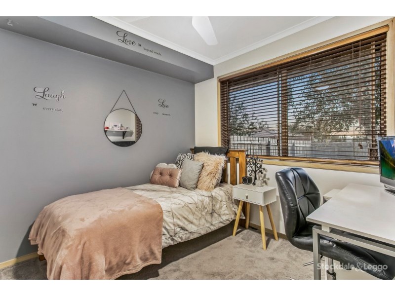 11 Jessie Street, Cranbourne North VIC 3977