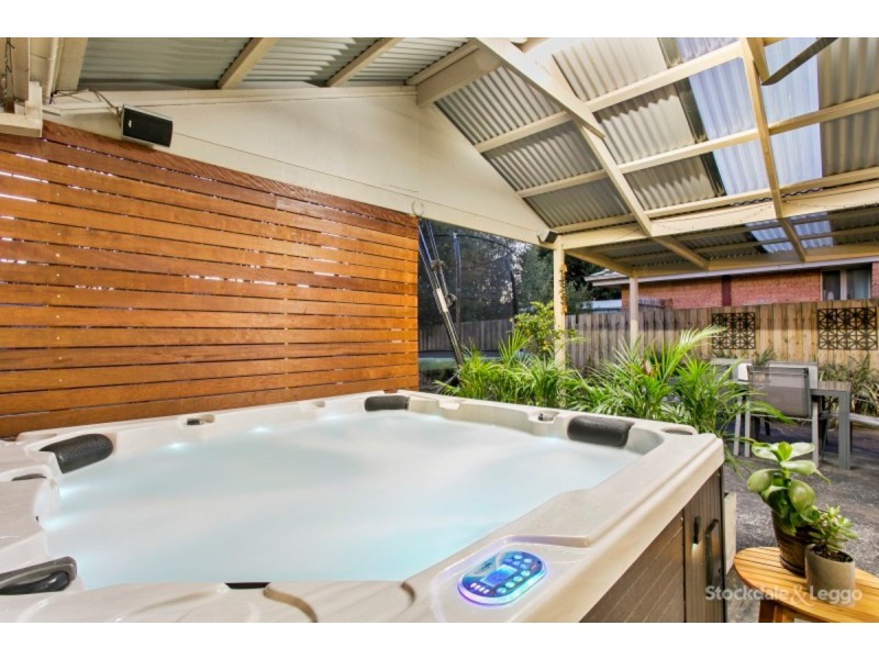 11 Jessie Street, Cranbourne North VIC 3977