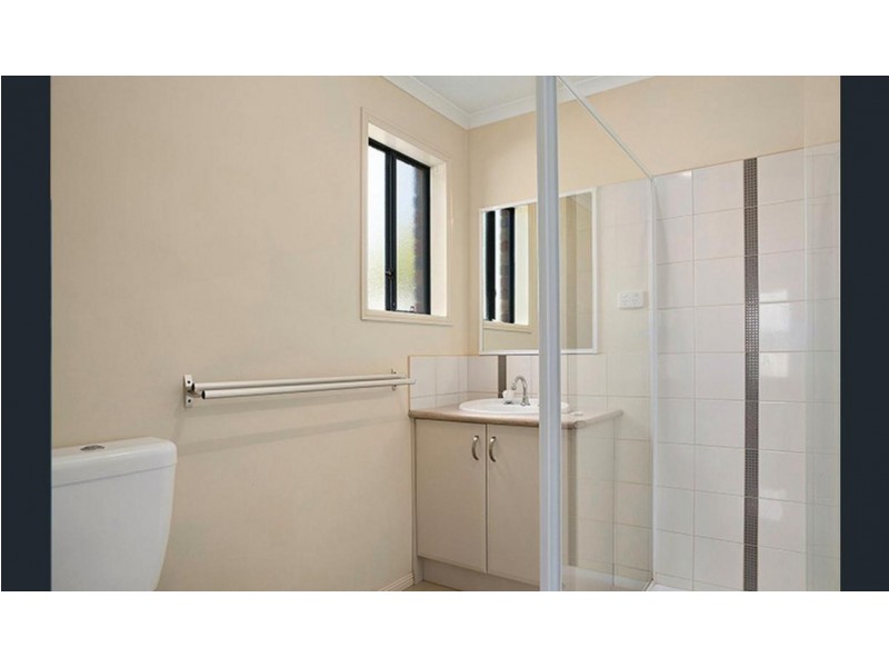15 Sarah Louise Place, Berwick VIC 3806