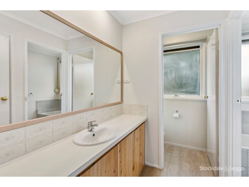 13 St James Court, Narre Warren VIC 3805