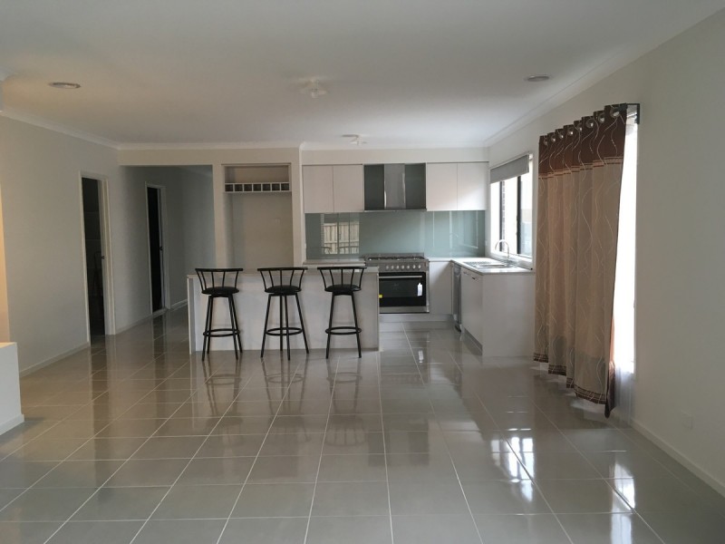 55 Castillo Avenue, Clyde North VIC 3978