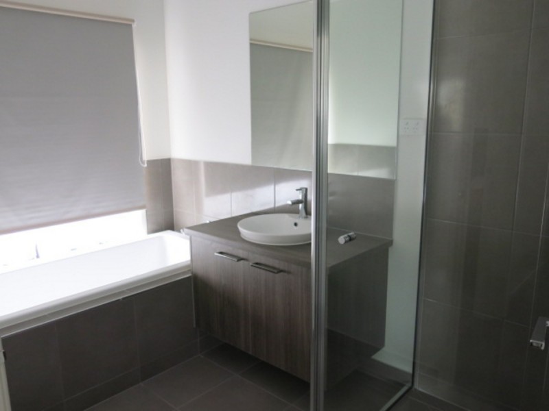 55 Castillo Avenue, Clyde North VIC 3978