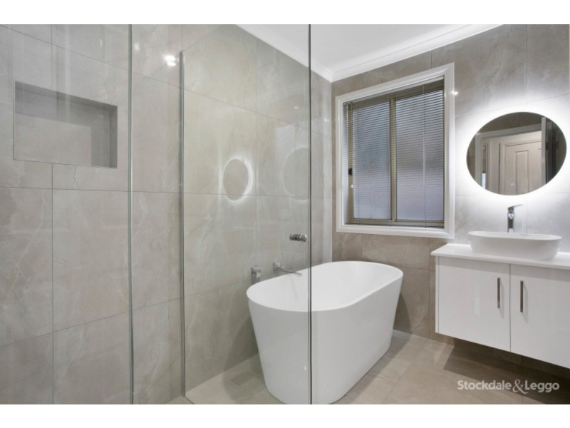 129 Harold Keys Drive, Narre Warren South VIC 3805