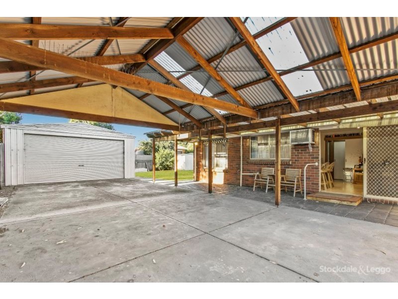 16 Ireland Avenue, Narre Warren VIC 3805