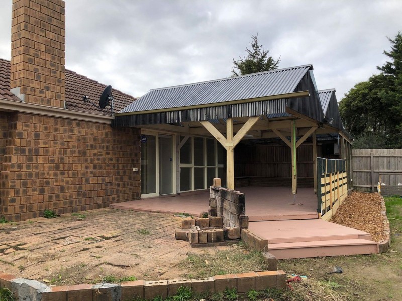 12 Earlston Square, Berwick VIC 3806