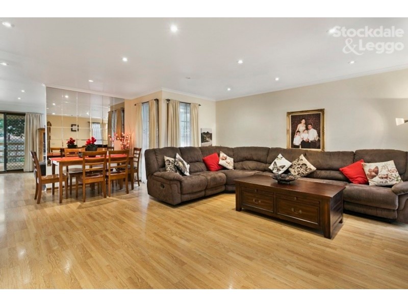 19 Woodlands Crescent, Narre Warren VIC 3805