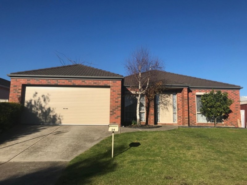 24 Hallmark Drive, Narre Warren South VIC 3805