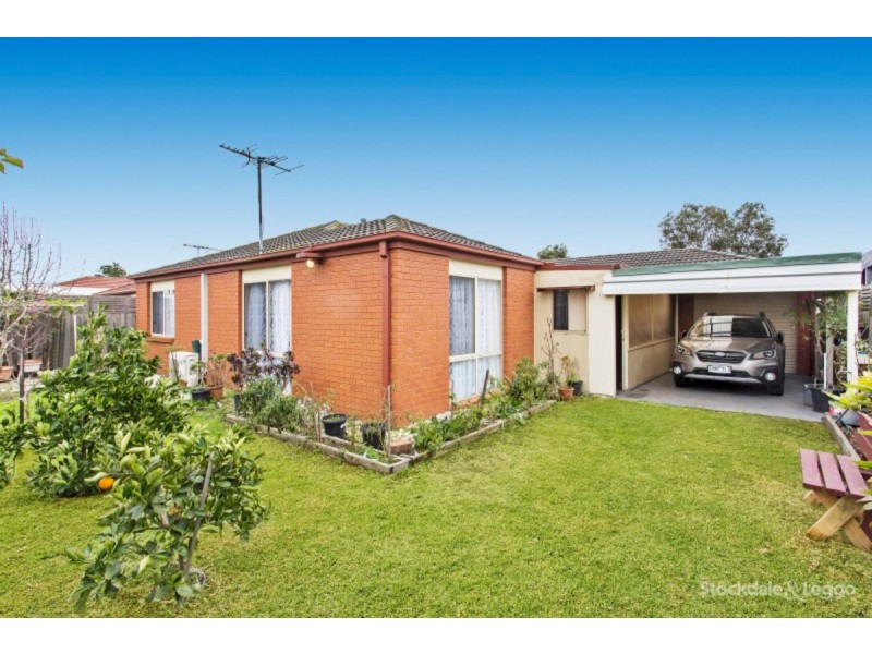 17 Breamlea Way, Cranbourne West VIC 3977