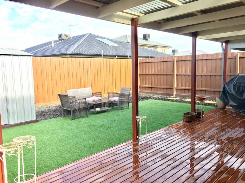 17 Norma Crescent, Officer VIC 3809