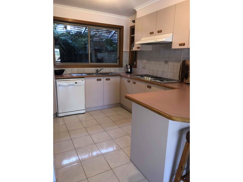 36 Ravensthorpe Crescent, Narre Warren VIC 3805