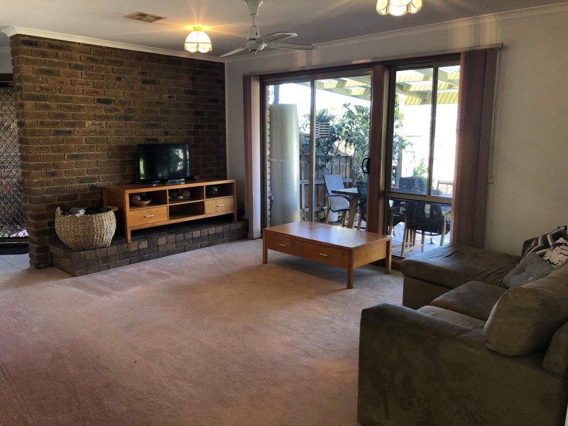 36 Ravensthorpe Crescent, Narre Warren VIC 3805