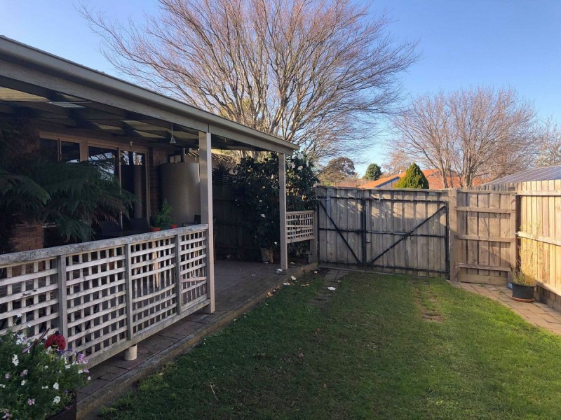 36 Ravensthorpe Crescent, Narre Warren VIC 3805