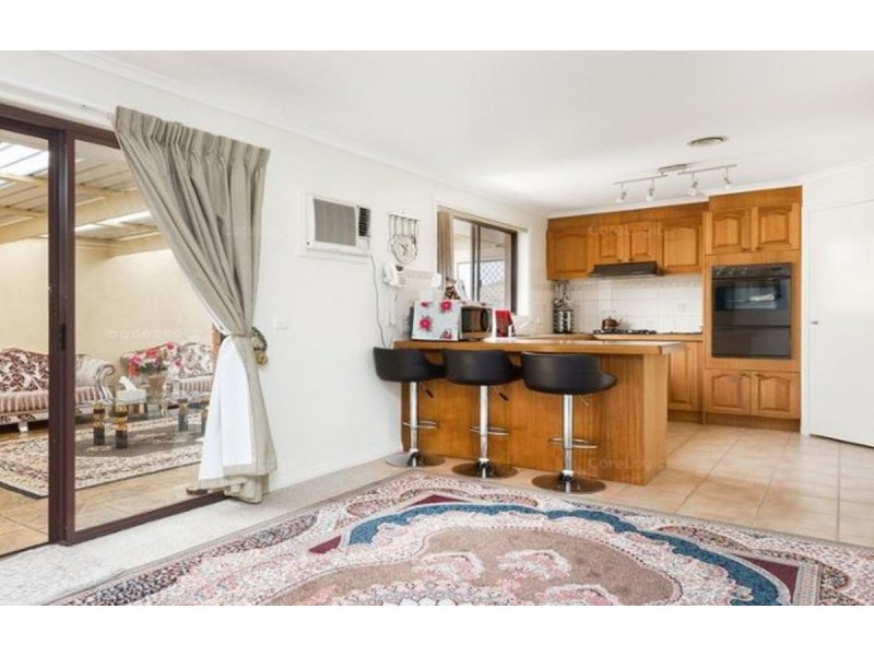 79 Strathaird Drive, Narre Warren South VIC 3805