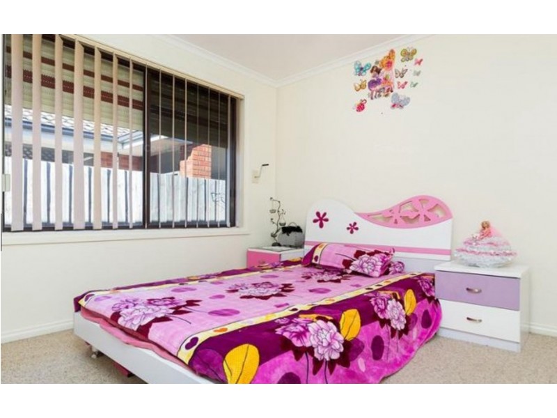 79 Strathaird Drive, Narre Warren South VIC 3805