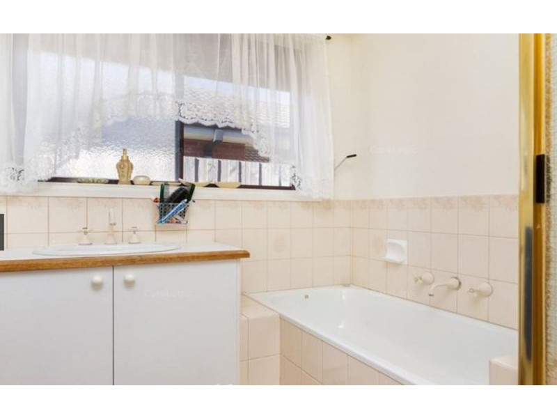 79 Strathaird Drive, Narre Warren South VIC 3805