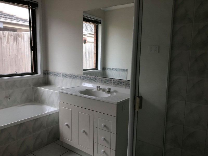 73 Harold Keys Drive, Narre Warren South VIC 3805