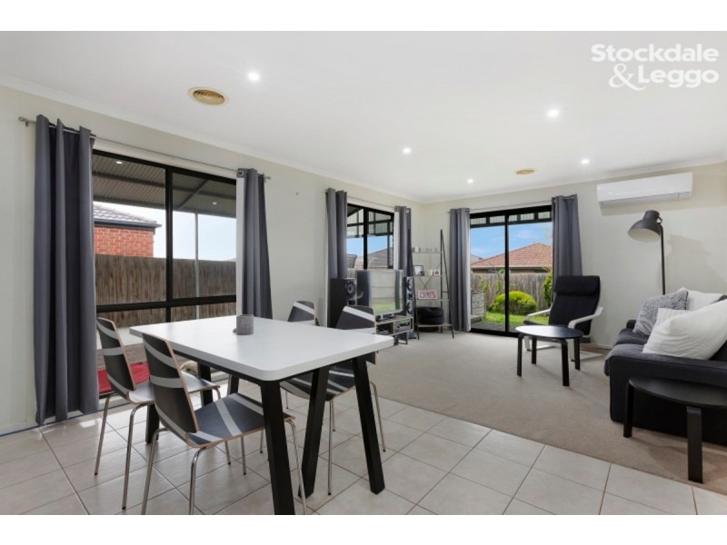 40 Sing Crescent, Berwick VIC 3806