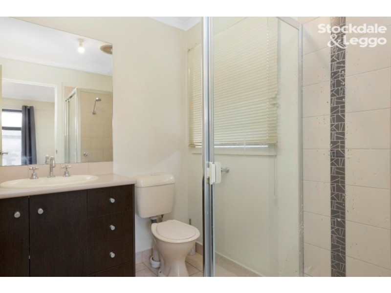 40 Sing Crescent, Berwick VIC 3806