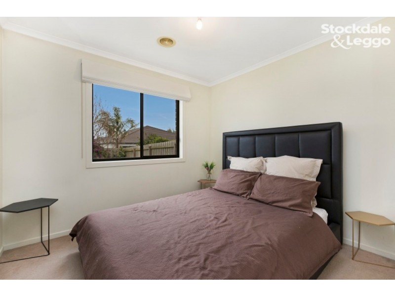 40 Sing Crescent, Berwick VIC 3806