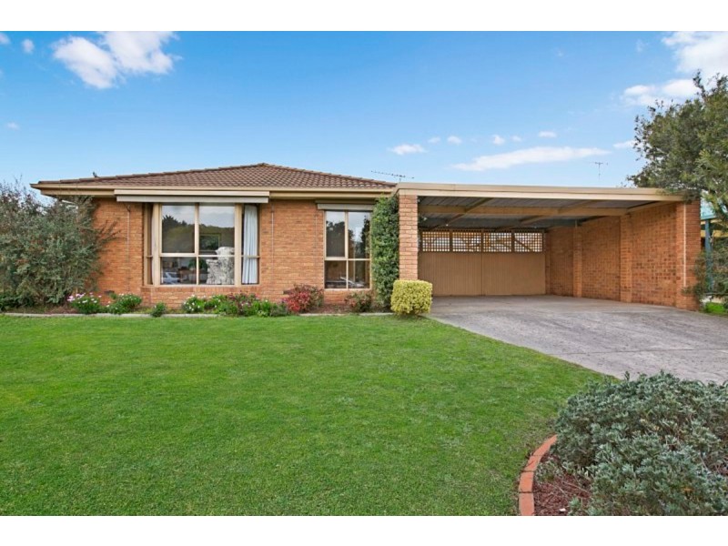 76 Kurrajong Road, Narre Warren VIC 3805