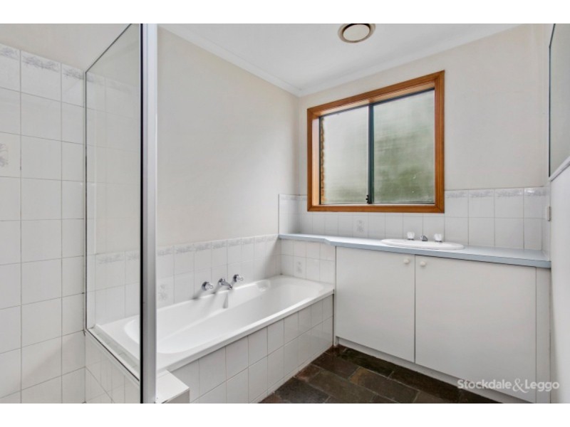 13 Teal Court, Narre Warren South VIC 3805