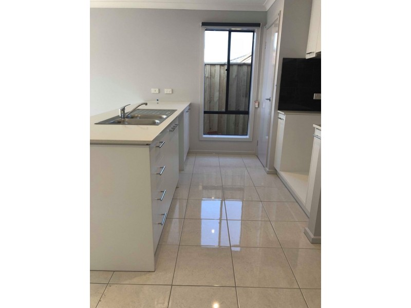 32 Dodson Road, Officer VIC 3809