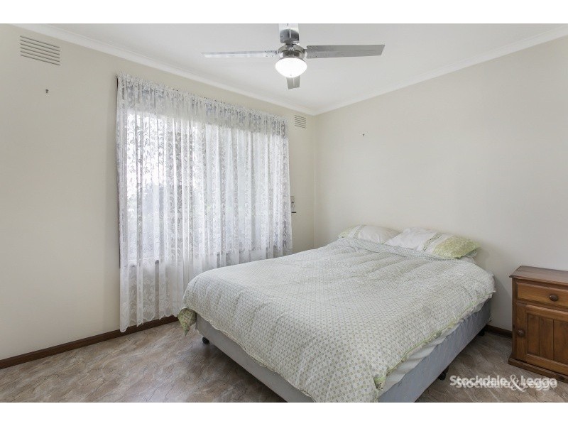 8 Oakwood Court, Narre Warren VIC 3805