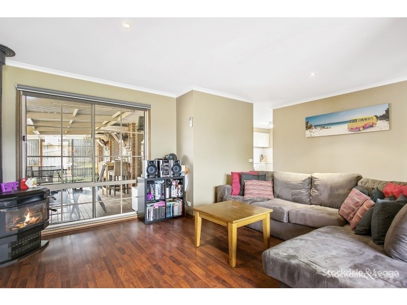 5 Waverley Close, Narre Warren VIC 3805