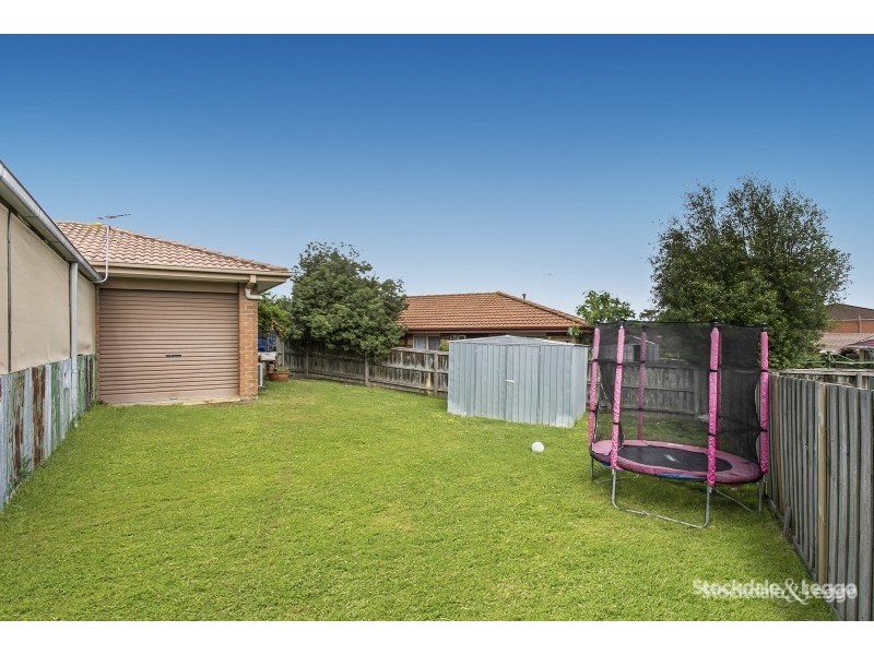 5 Waverley Close, Narre Warren VIC 3805