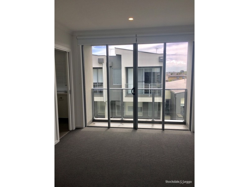 13 Lofty Court, Officer VIC 3809