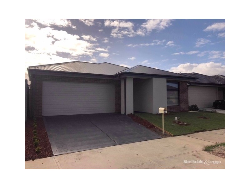 23 Nolan Crescent, Officer VIC 3809