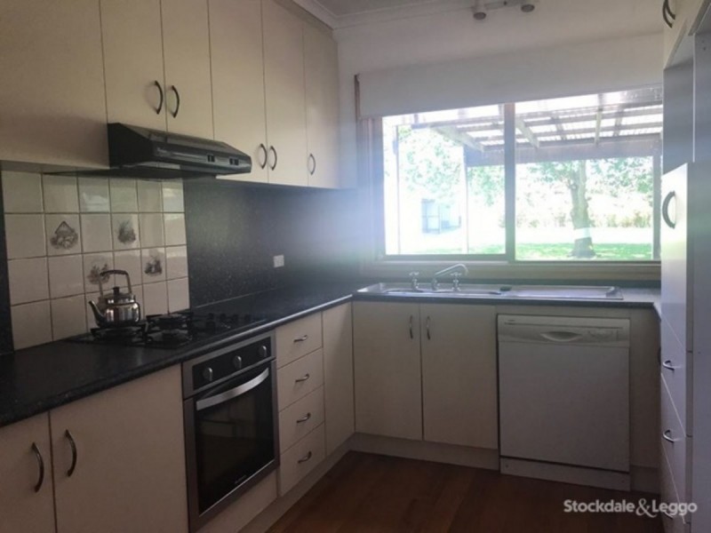 14 Huon Park Drive, Cranbourne North VIC 3977