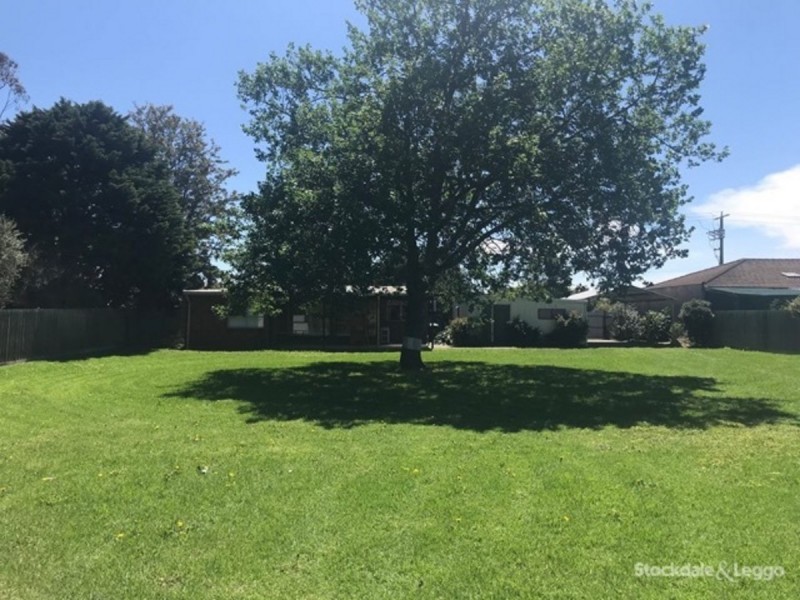 14 Huon Park Drive, Cranbourne North VIC 3977