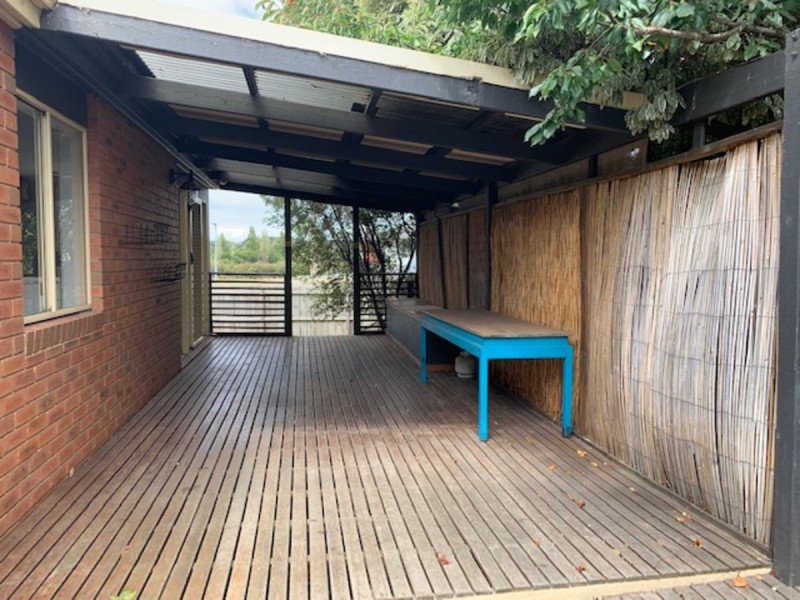 8 Raphael Street, Hallam VIC 3803