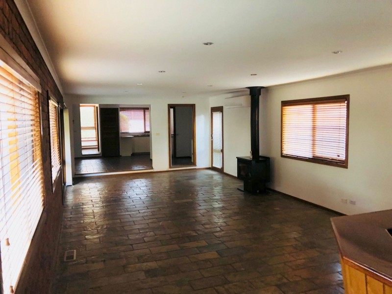 33 Darling Way, Narre Warren VIC 3805