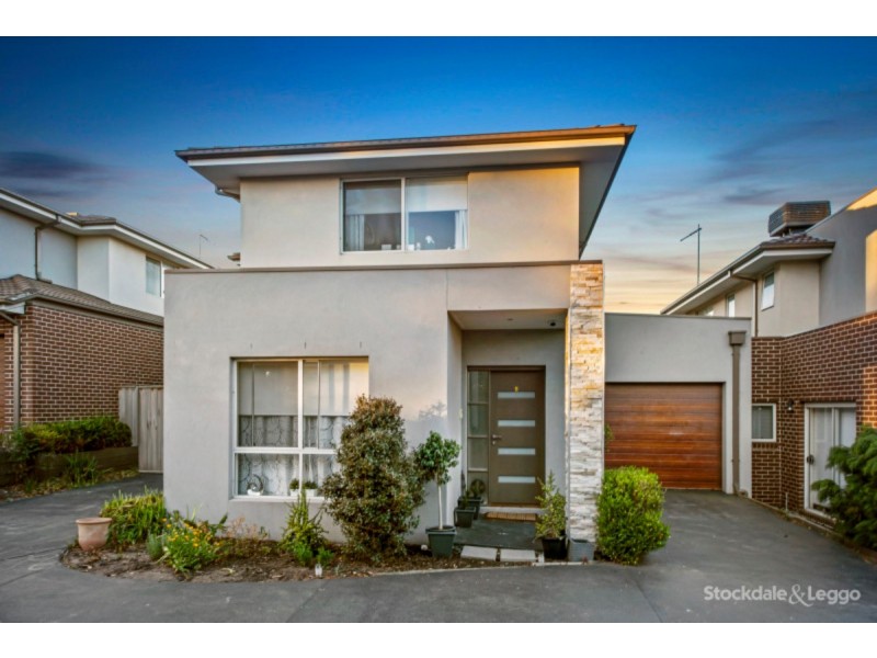 6/6-8 Innes Court, Berwick VIC 3806