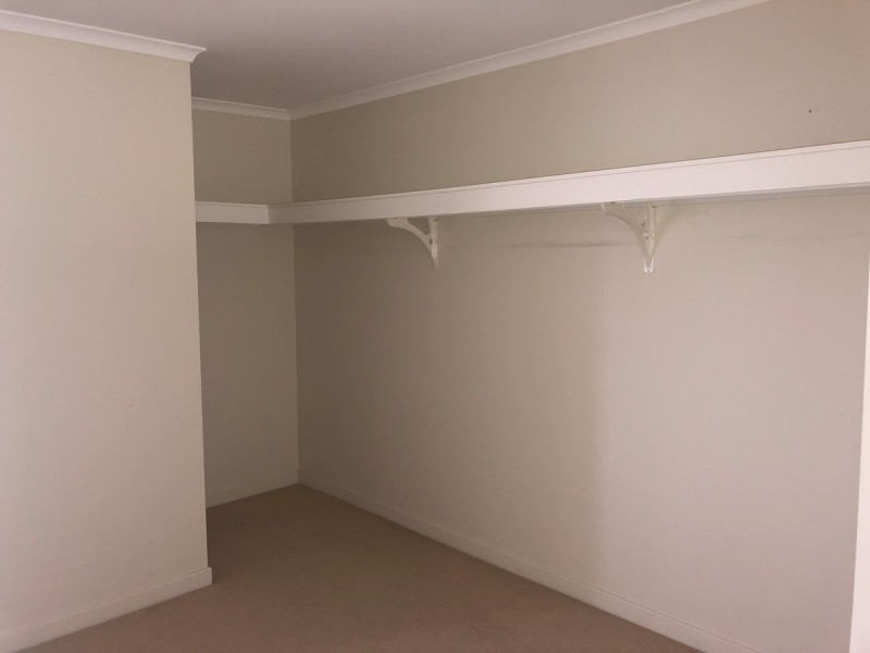 39 Golden Grove Drive, Narre Warren South VIC 3805