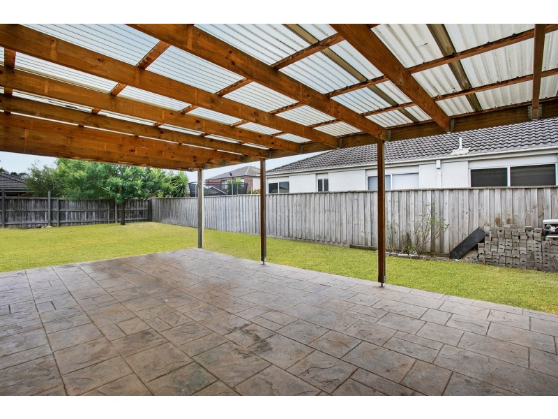 7 Falmouth Road, Narre Warren South VIC 3805