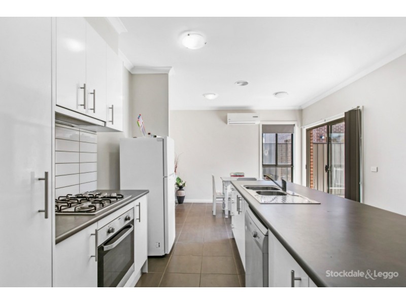 14 Feodora Crescent, Narre Warren VIC 3805