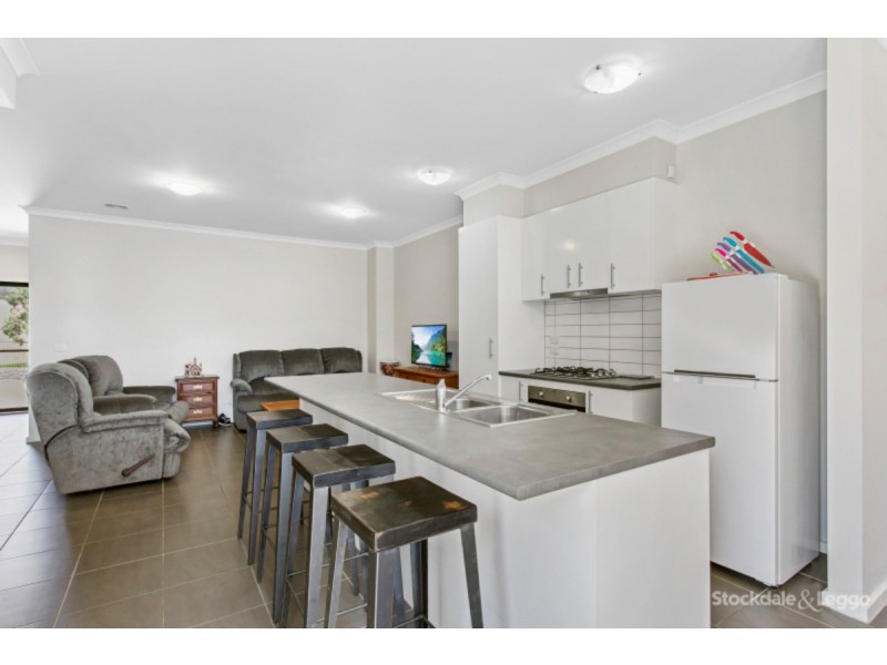 14 Feodora Crescent, Narre Warren VIC 3805